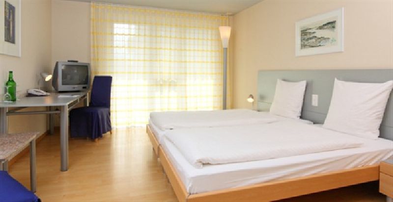 Aparthotel-aarau-WEST Swiss Quality Oberentfelden Buitenkant foto